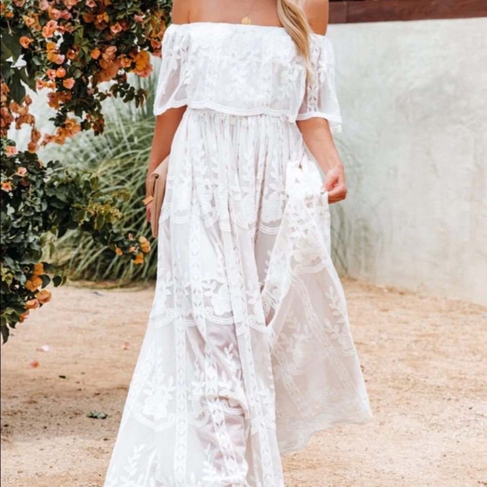 NEW Aakaa Maxi White Lace Dress Size S - Picture 2 of 8